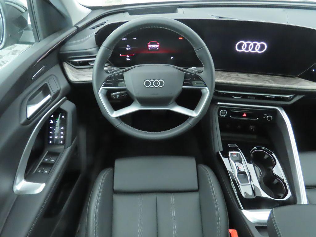 new 2025 Audi Q5 car, priced at $60,960