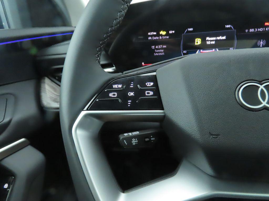 new 2025 Audi Q5 car, priced at $60,960