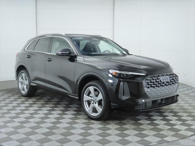 new 2025 Audi Q5 car, priced at $60,960