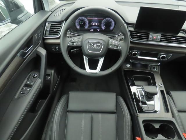 new 2025 Audi Q5 car, priced at $67,935