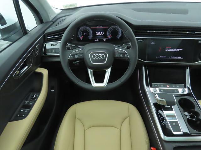 new 2025 Audi Q7 car, priced at $75,160