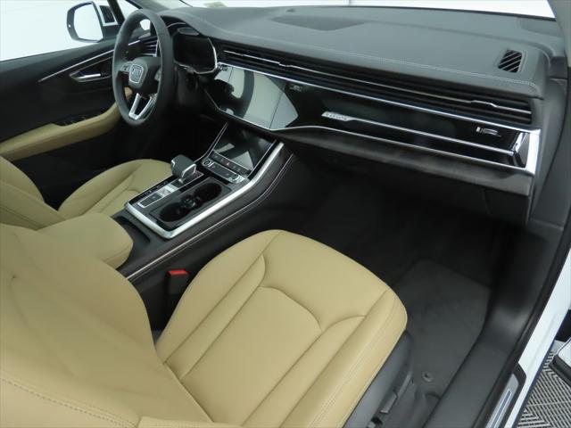 new 2025 Audi Q7 car, priced at $75,160