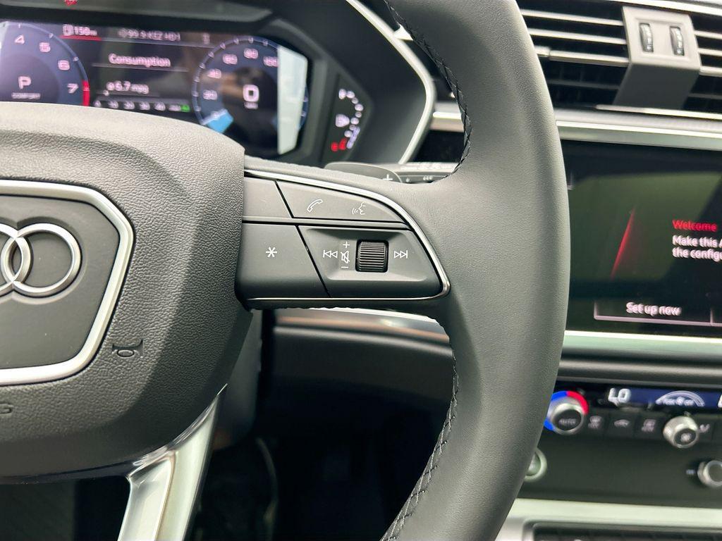 new 2025 Audi Q3 car, priced at $43,925