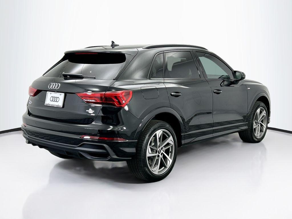 new 2025 Audi Q3 car, priced at $43,925