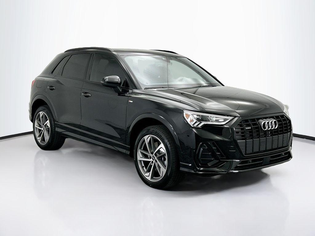 new 2025 Audi Q3 car, priced at $43,925