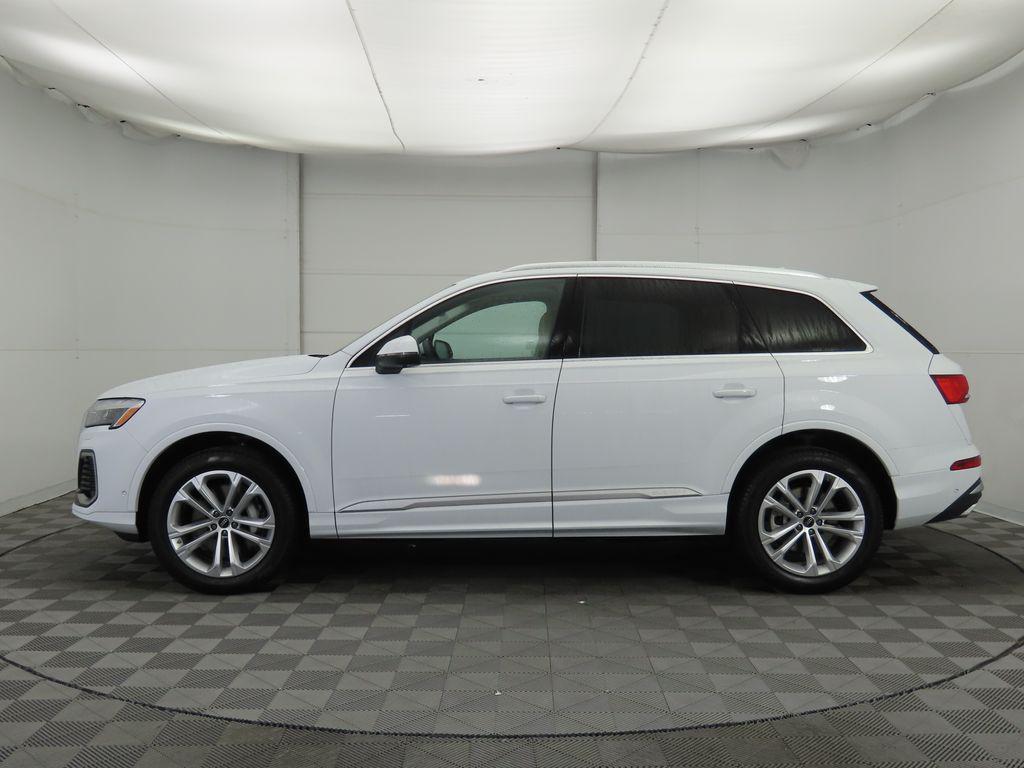used 2025 Audi Q7 car, priced at $58,976