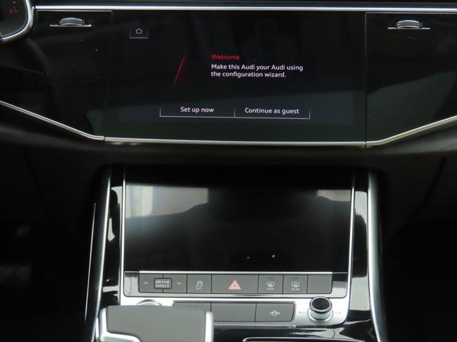 used 2025 Audi Q7 car
