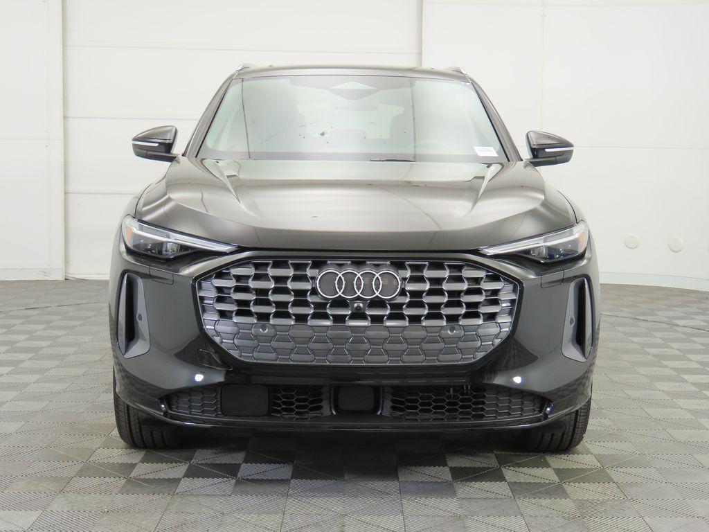 new 2025 Audi Q5 car, priced at $60,960