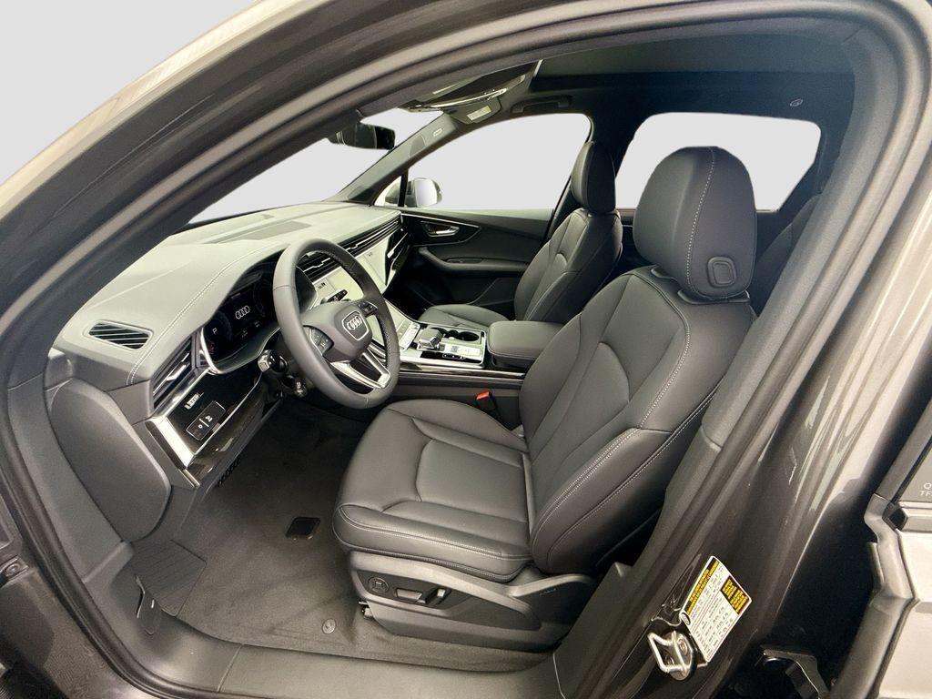 new 2026 Audi Q7 car, priced at $78,220