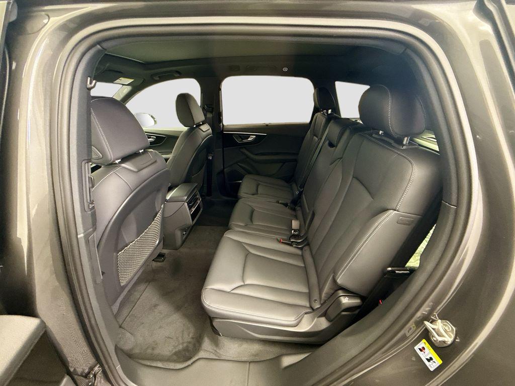 new 2026 Audi Q7 car, priced at $78,220
