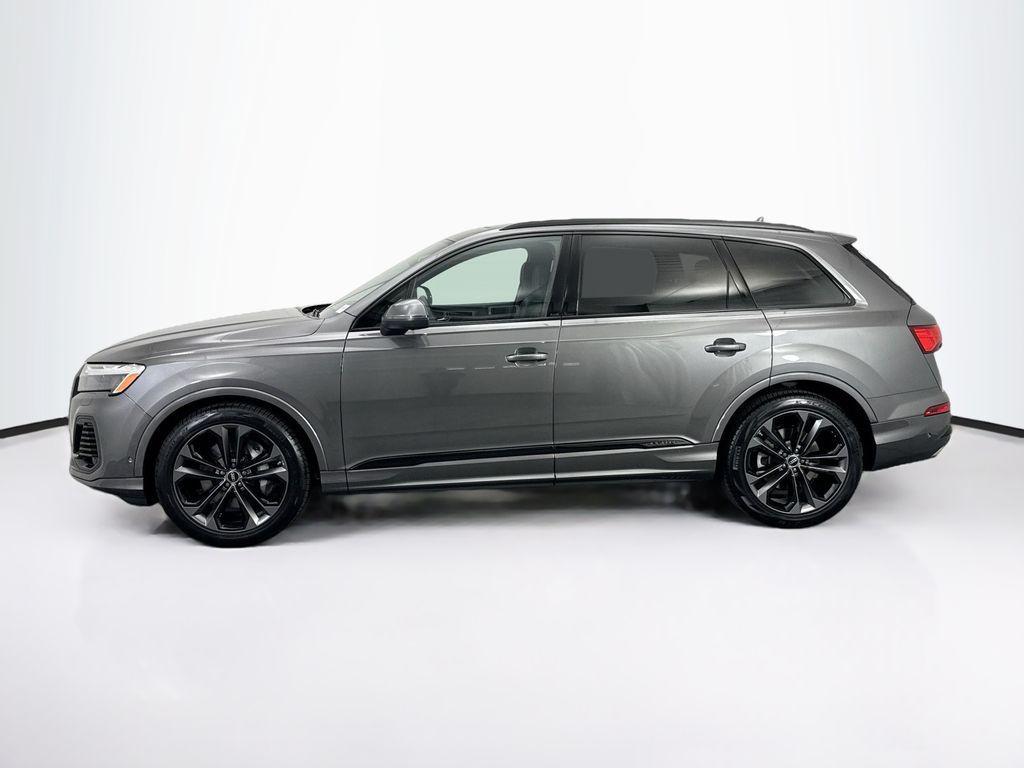 new 2026 Audi Q7 car, priced at $78,220