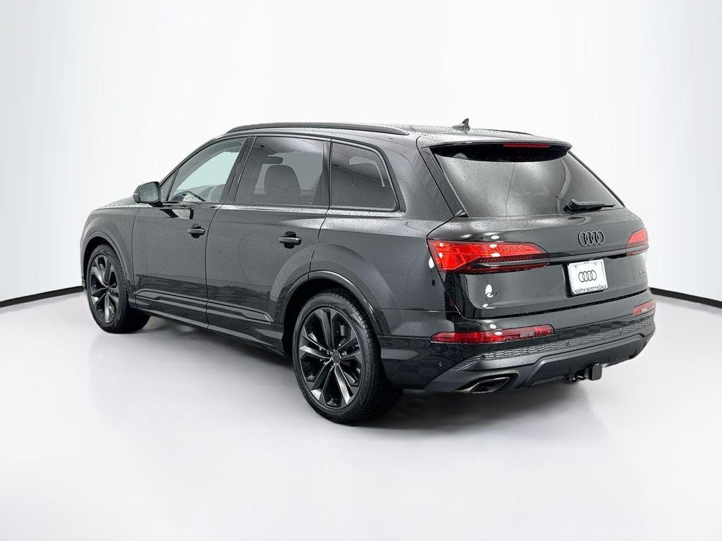 new 2026 Audi Q7 car, priced at $78,105