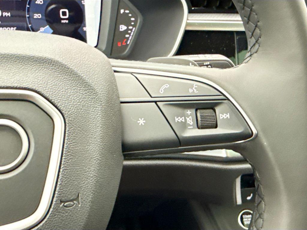 new 2025 Audi Q3 car, priced at $43,925