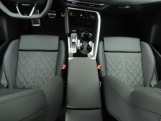 new 2025 Audi SQ5 car, priced at $74,100