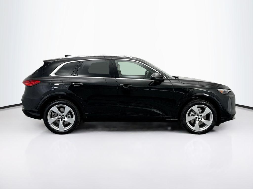 new 2025 Audi Q5 car, priced at $64,875