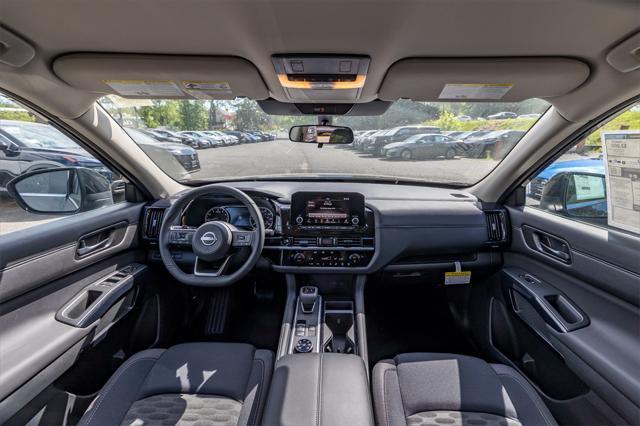 new 2025 Nissan Pathfinder car, priced at $44,315