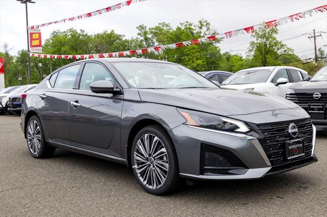 new 2025 Nissan Altima car, priced at $37,320