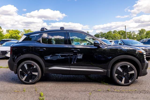 new 2025 Nissan Kicks car, priced at $29,885