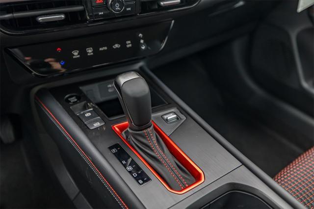 new 2025 Nissan Kicks car, priced at $29,885