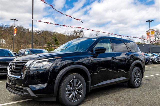 new 2024 Nissan Pathfinder car, priced at $34,995