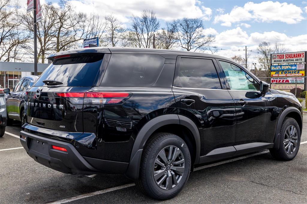 new 2024 Nissan Pathfinder car, priced at $34,995