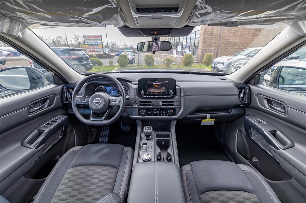 new 2024 Nissan Pathfinder car, priced at $34,995