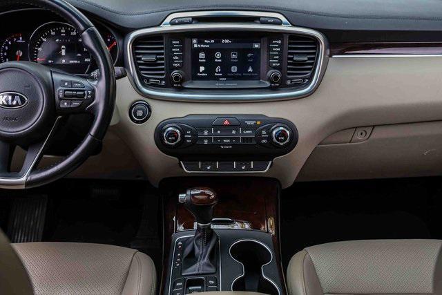 used 2018 Kia Sorento car, priced at $12,895