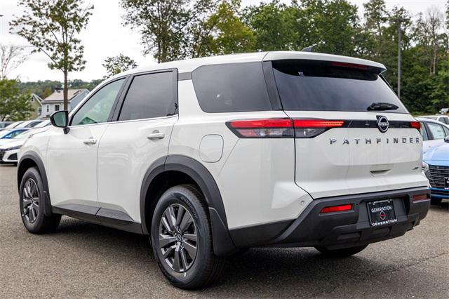 new 2025 Nissan Pathfinder car, priced at $40,450