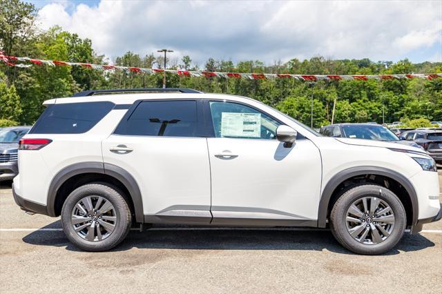 new 2025 Nissan Pathfinder car, priced at $43,085