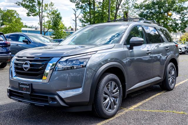 new 2025 Nissan Pathfinder car, priced at $45,775