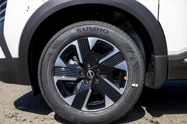 new 2025 Nissan Kicks car, priced at $27,585