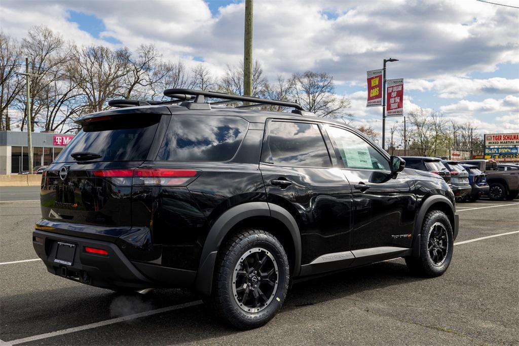 new 2025 Nissan Pathfinder car, priced at $47,175