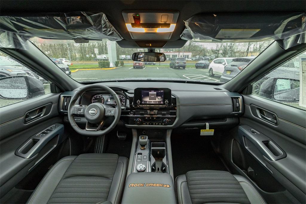 new 2025 Nissan Pathfinder car, priced at $47,175