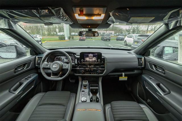 new 2025 Nissan Pathfinder car, priced at $47,175