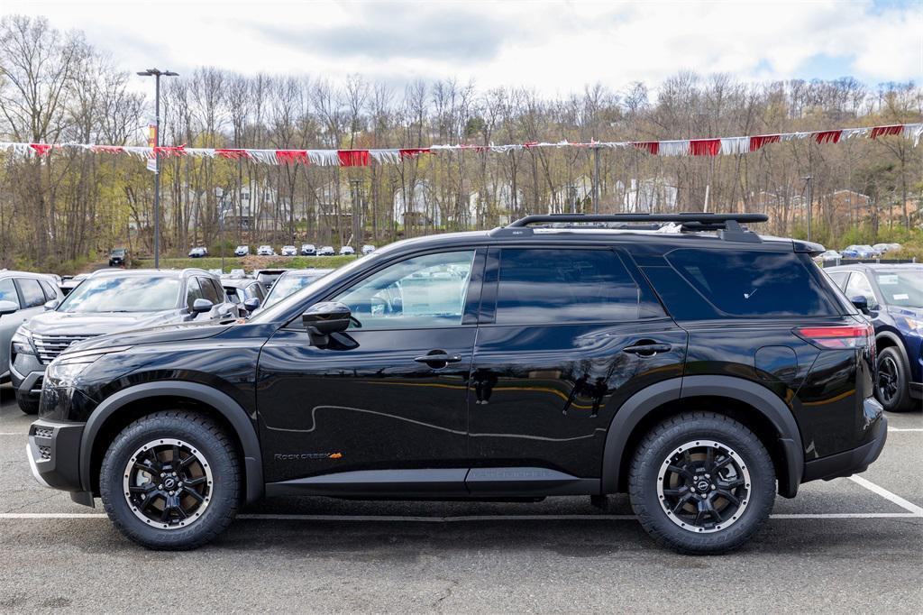 new 2025 Nissan Pathfinder car, priced at $47,175