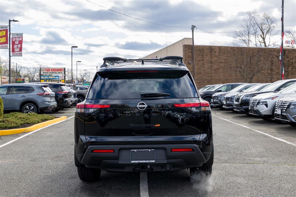 new 2025 Nissan Pathfinder car, priced at $47,175