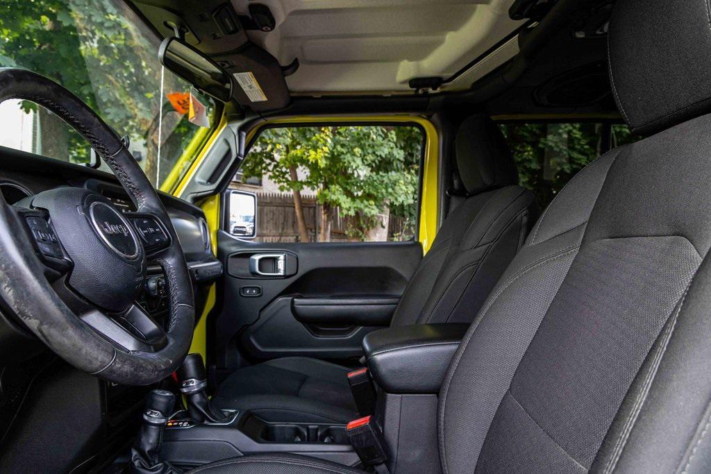 used 2022 Jeep Wrangler Unlimited car, priced at $32,755