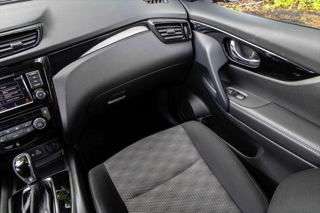 used 2022 Nissan Rogue Sport car, priced at $22,499