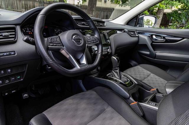 used 2022 Nissan Rogue Sport car, priced at $22,499