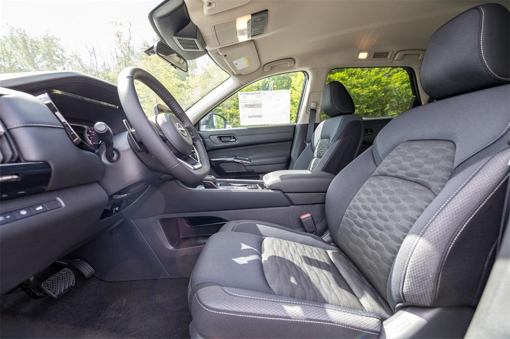 new 2025 Nissan Pathfinder car, priced at $43,880