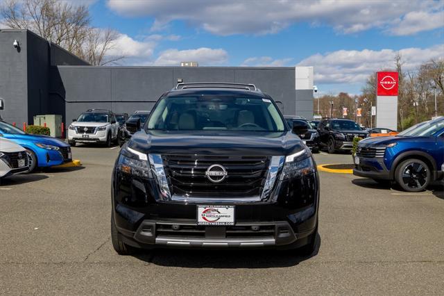 new 2025 Nissan Pathfinder car, priced at $49,465