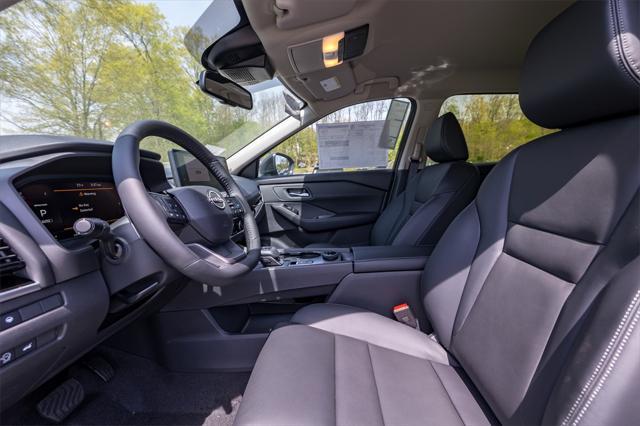 new 2025 Nissan Rogue car, priced at $40,625