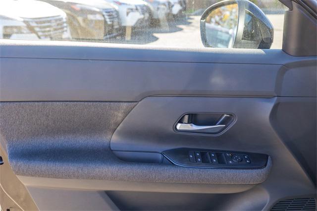 new 2026 Nissan Kicks car, priced at $28,075