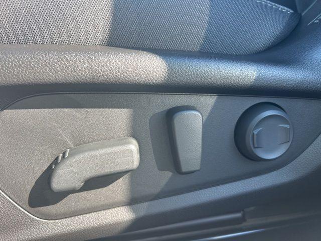 new 2025 Subaru Crosstrek car, priced at $31,918