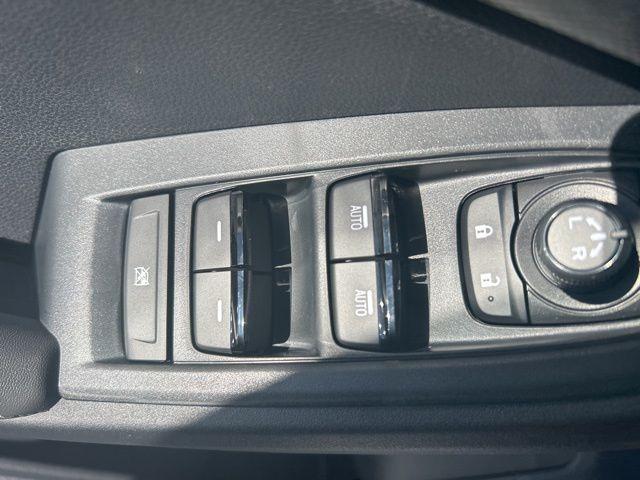 new 2025 Subaru Crosstrek car, priced at $31,918