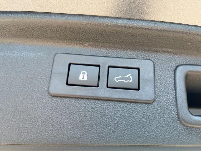new 2025 Subaru Forester car, priced at $40,616