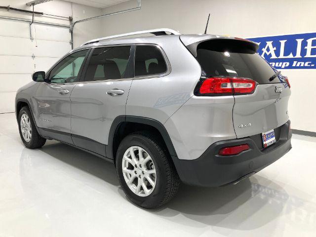 used 2017 Jeep Cherokee car, priced at $12,433