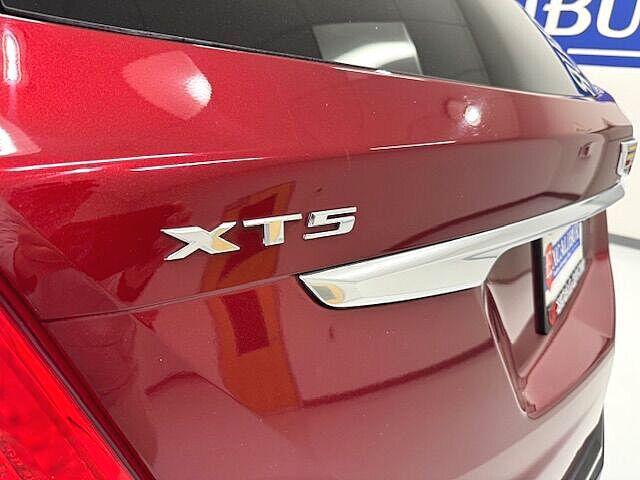used 2017 Cadillac XT5 car, priced at $15,483