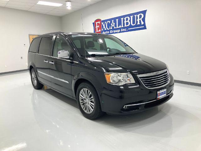 used 2014 Chrysler Town & Country car, priced at $11,997