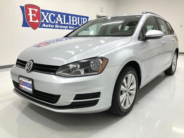 used 2017 Volkswagen Golf SportWagen car, priced at $12,387